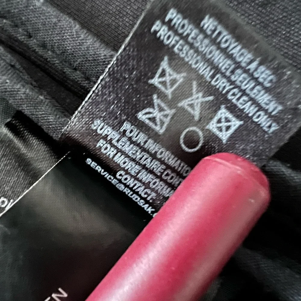 RUDSAK Black Draped Open-Front Jacket with Leather Trim – Modern Statement - Picture 14 of 16